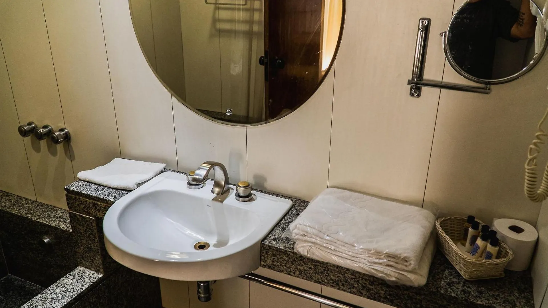 Bonaparte Hotel - Excelente Apartamento#1402 Brasília 0*,  Brasil